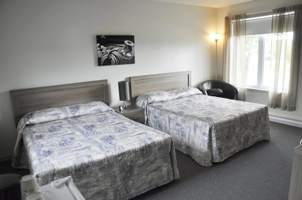 Motel Blanche D'Haberville 생 장 포르 졸리 외부 사진